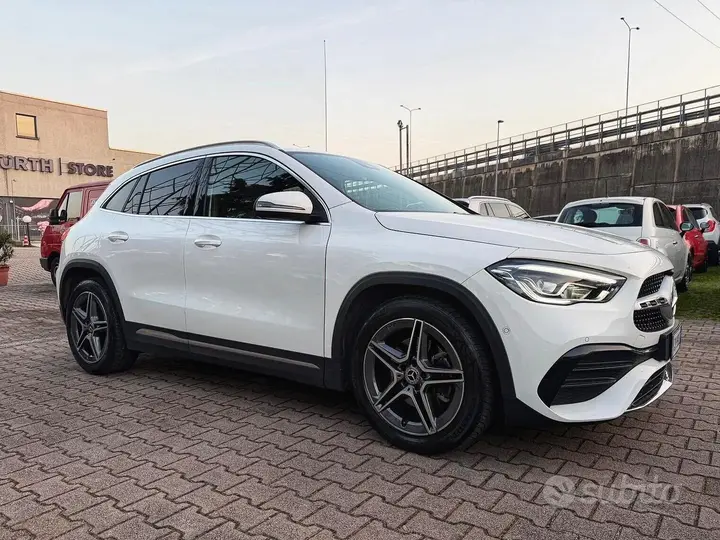 Mercedes-Benz Gla 2023 photo 3