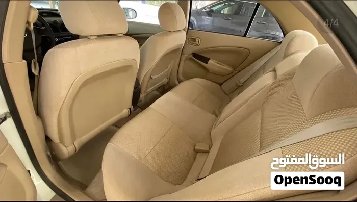Nissan Sunny 2011 photo 4