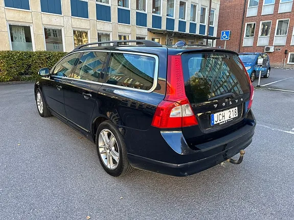 Volvo V70 2011 photo 3