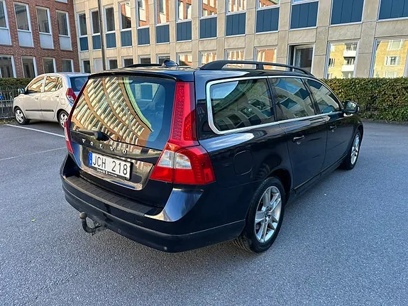 Volvo V70 2011 photo 4