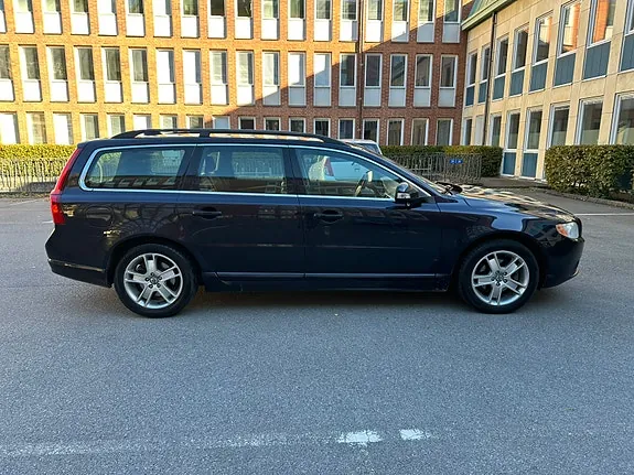 Volvo V70 2011 photo 5