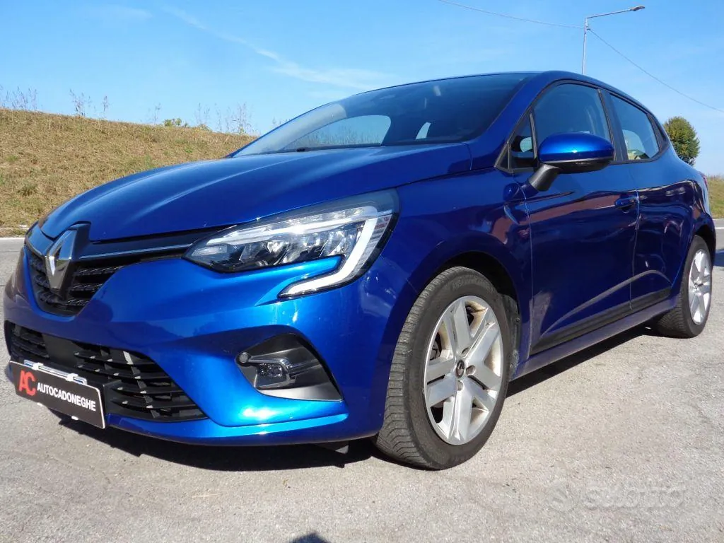 Renault Clio 2022 photo 2