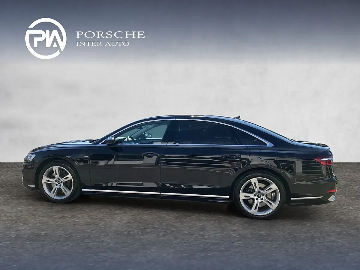 Audi A8 2025 photo 3