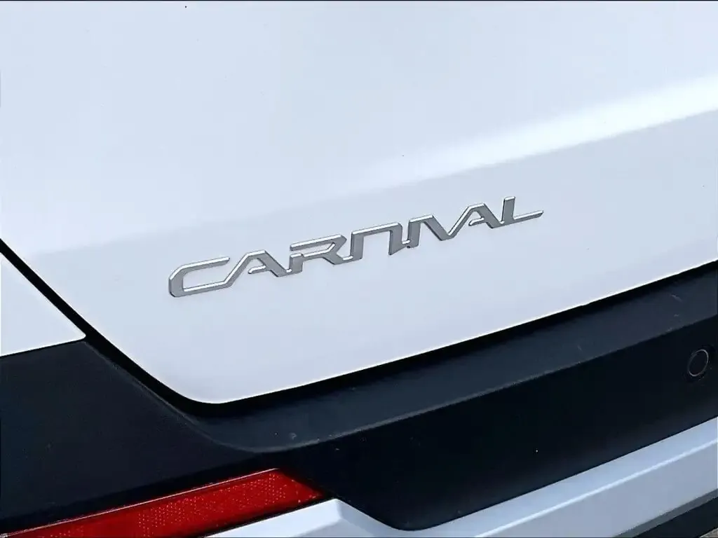Kia Carnival 2025 photo 5