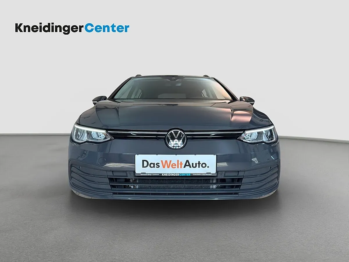 Volkswagen Golf 2023 photo 2