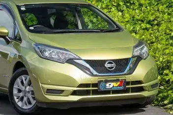 Nissan Note 2018 photo 3