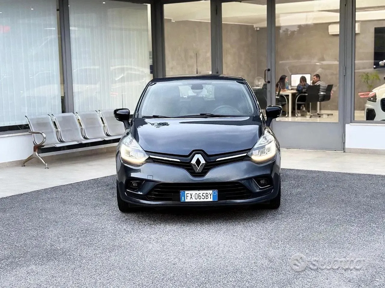 Renault Clio 2019 photo 2