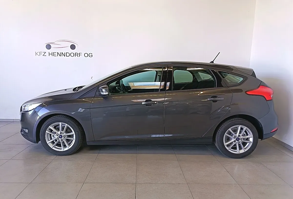 Ford Focus 2018 photo 3
