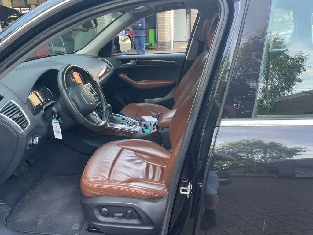 Audi Q5 2009 photo 2