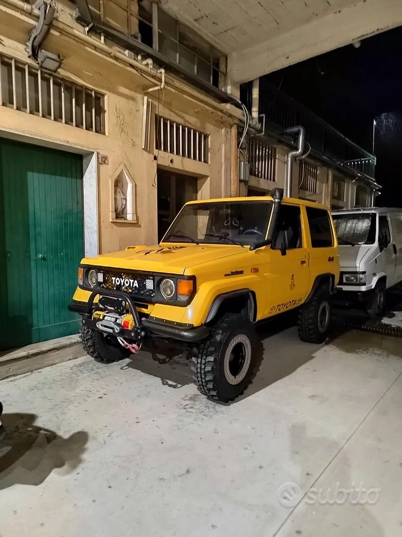 Toyota Land Cruiser 1982 photo 4
