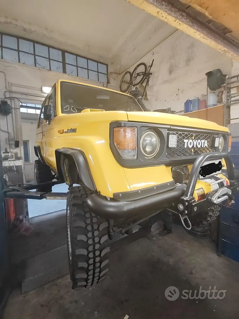Toyota Land Cruiser 1982 photo 3