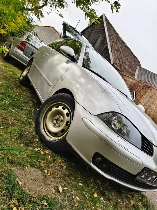 Seat Ibiza 2002 photo 3