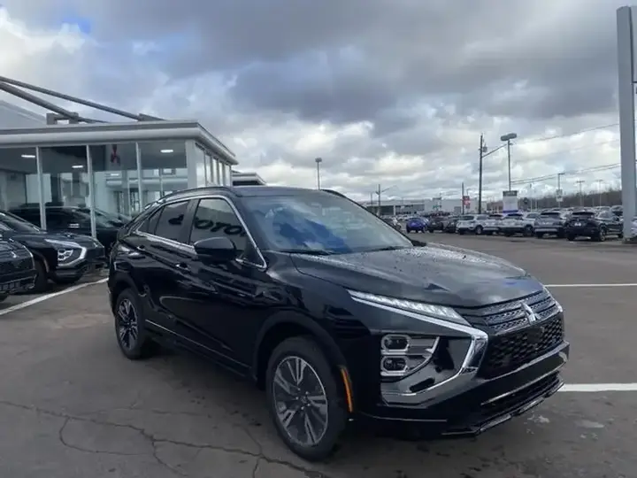 Mitsubishi Eclipse Cross 2026 photo 2
