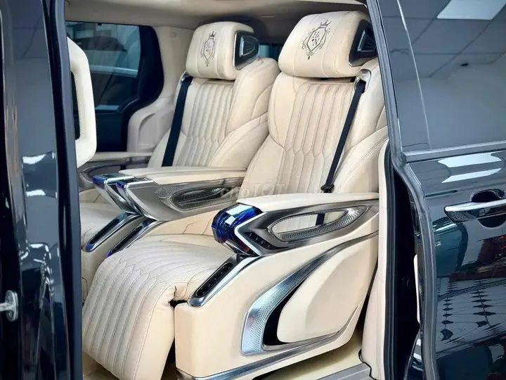 Kia Carnival 2023 photo 5