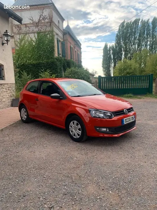 Volkswagen Polo 2010 photo 3