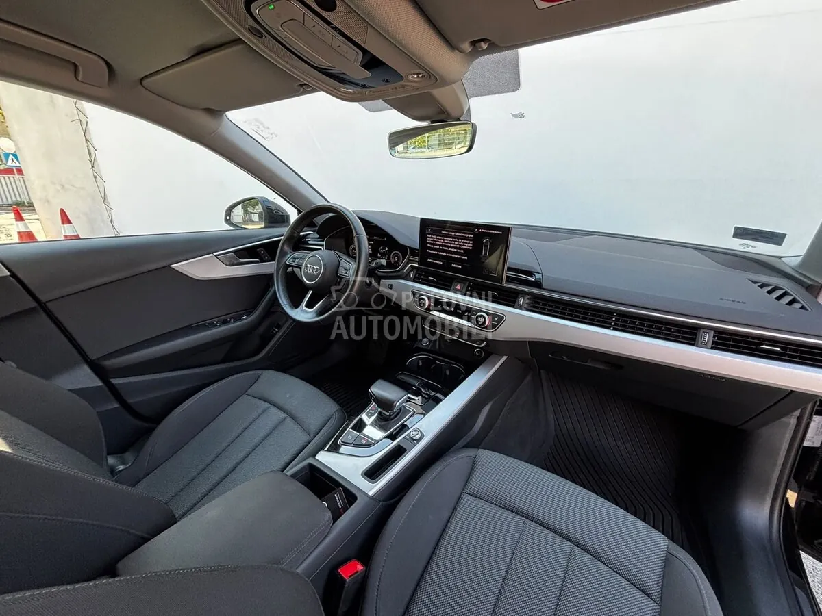 Audi A4 2024 photo 5