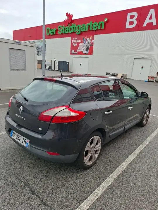 Renault Megane 2010 photo 2