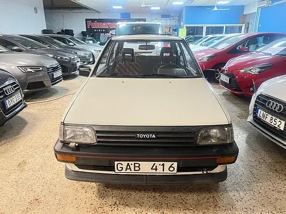 Toyota Starlet 1985 photo 2