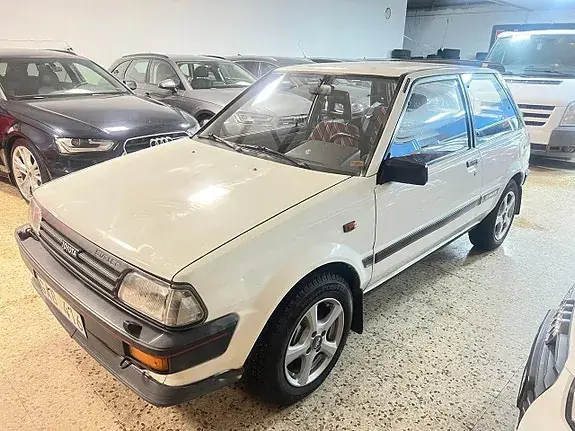 Toyota Starlet 1985 photo 3