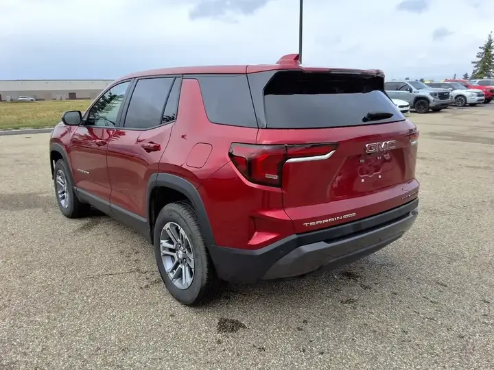 GMC Terrain 2025 photo 5