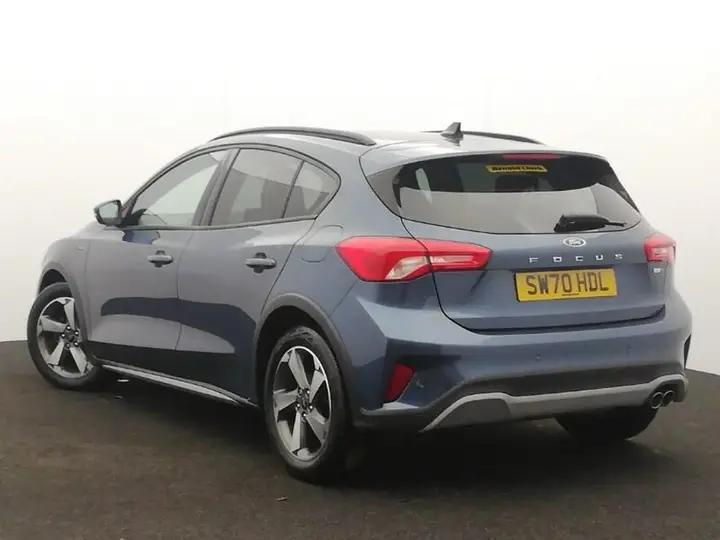 Ford Focus 2020 photo 2