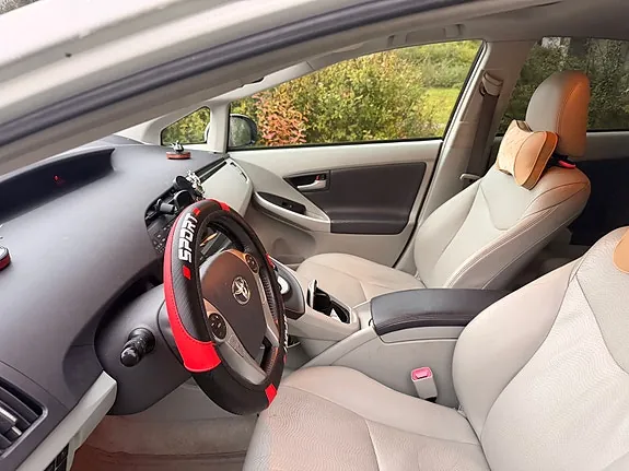 Toyota Prius 2012 photo 4