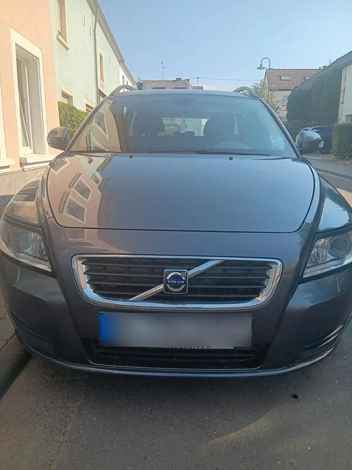 Volvo V50