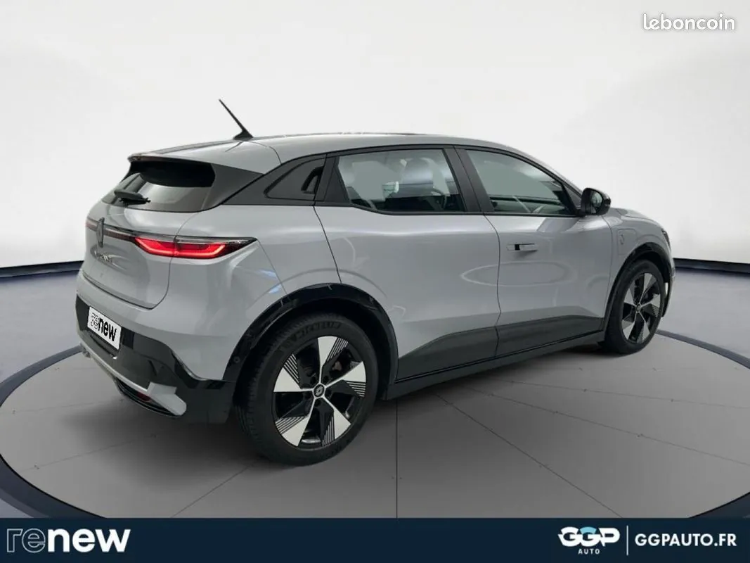 Renault Megane 2022 photo 5