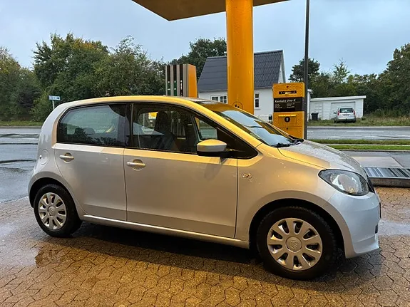 Skoda Citigo 2013 photo 2