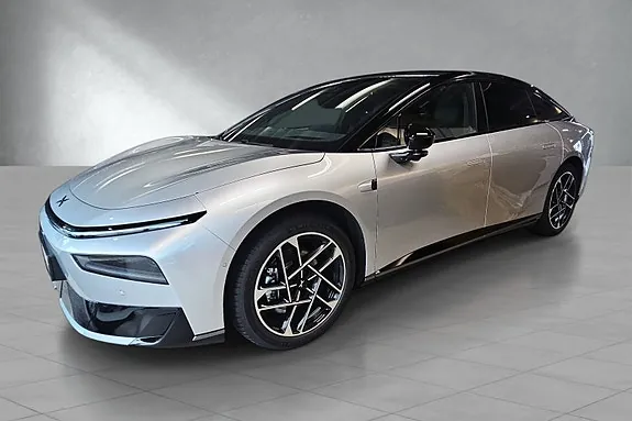 Xpeng P7