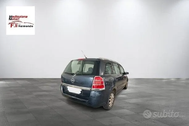 Opel Zafira 2007 photo 2