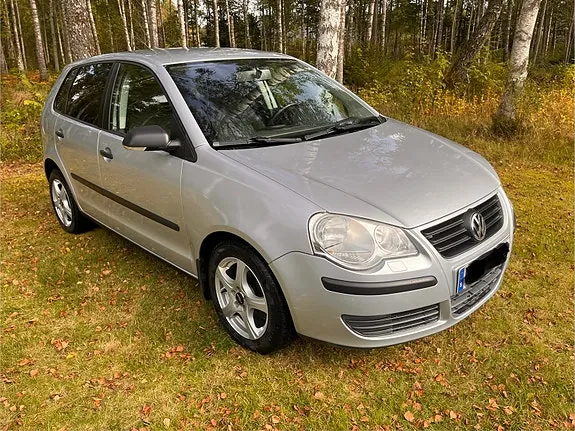 Volkswagen Polo 2006 photo 2