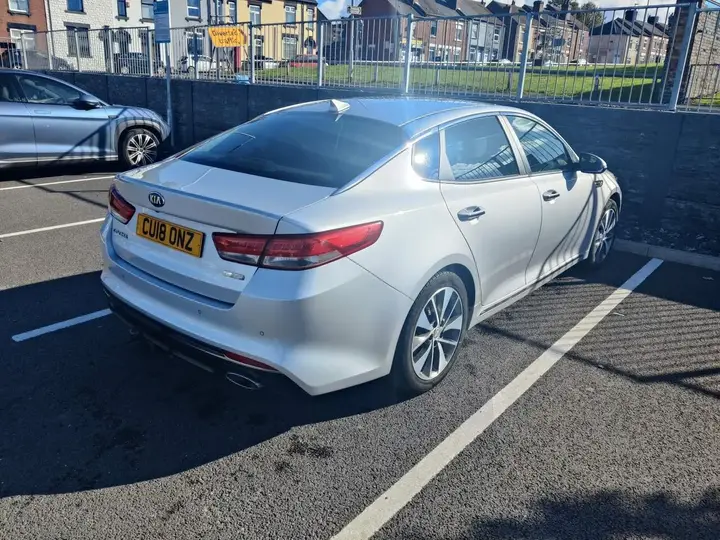 Kia Optima 2018 photo 3