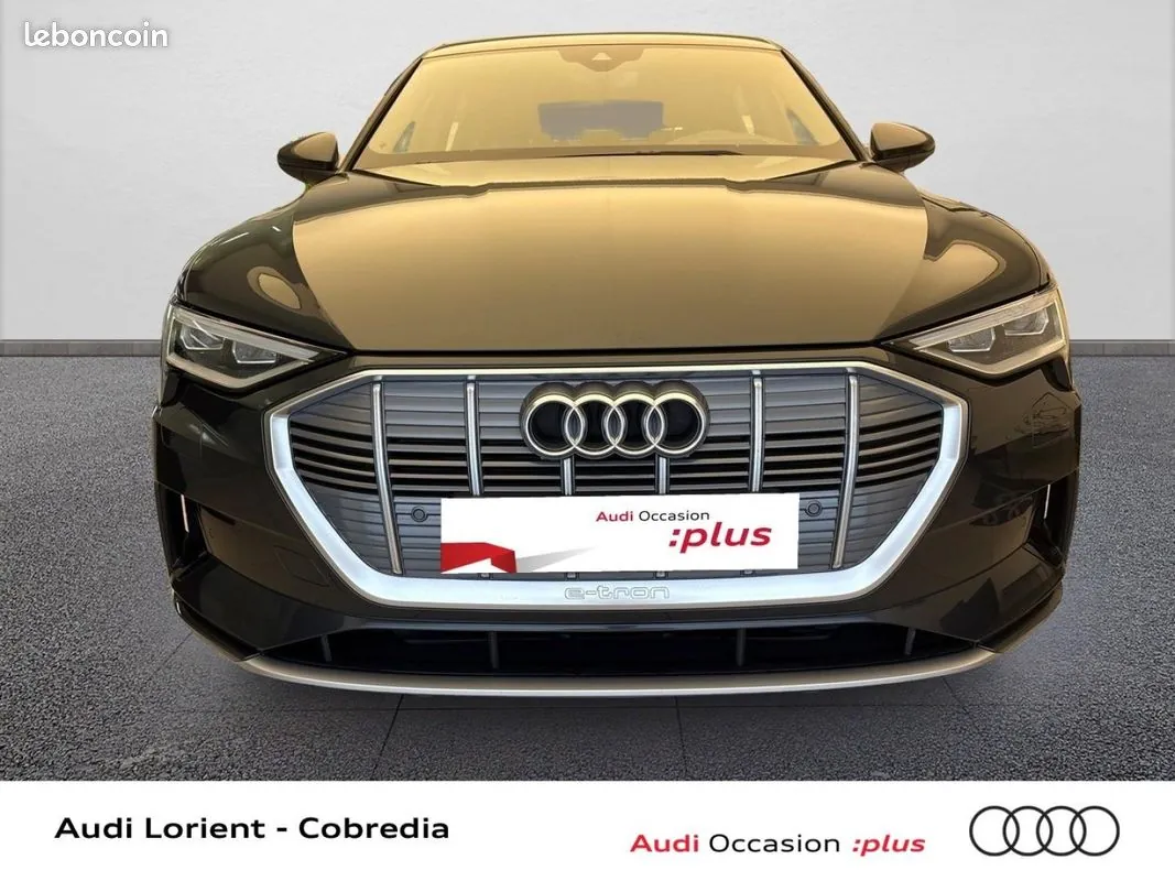 Audi E-Tron 2022 photo 2