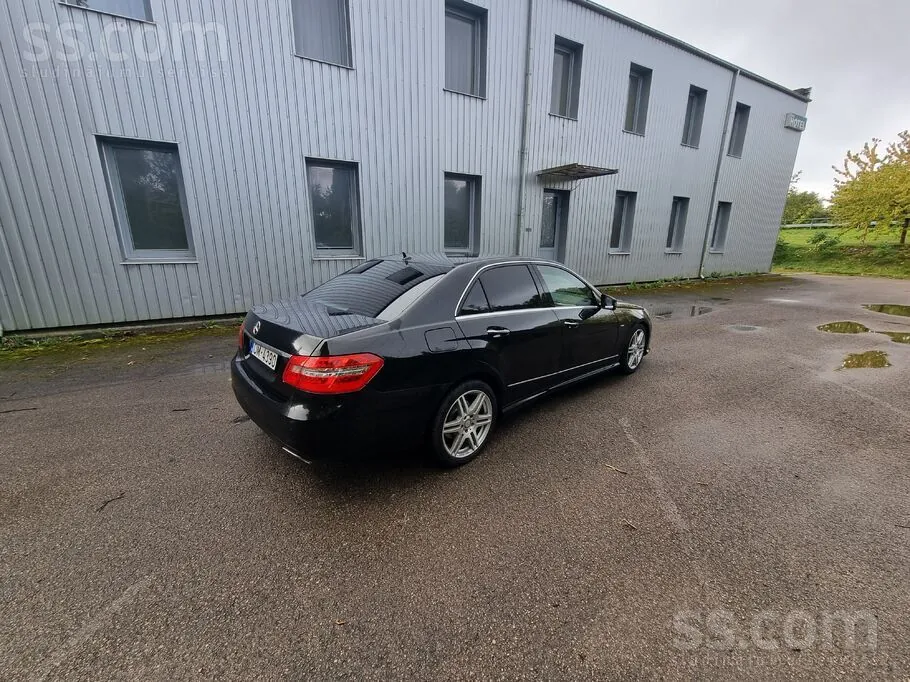 Mercedes-Benz E350 2009 photo 5
