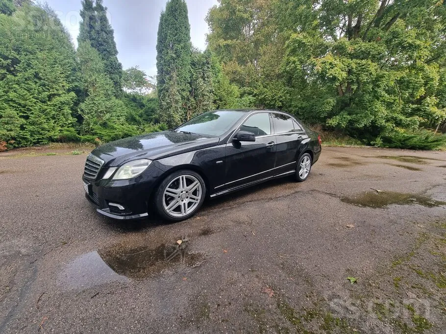 Mercedes-Benz E350 2009 photo 2
