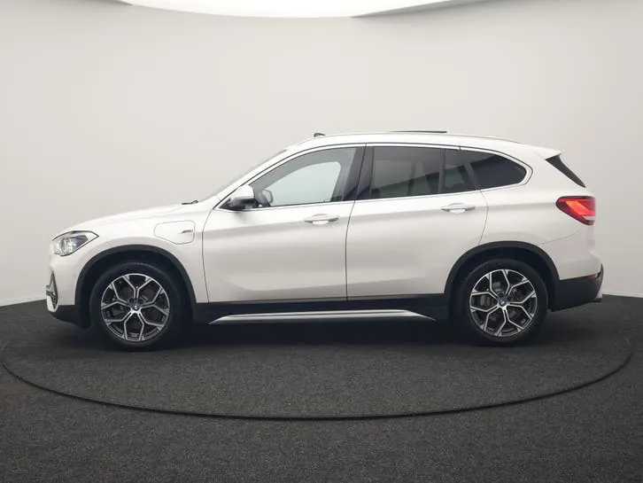 BMW X1 2022 photo 2