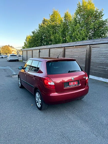 Skoda Fabia 2008 photo 3