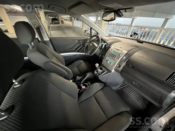 Toyota Verso 2006 photo 4