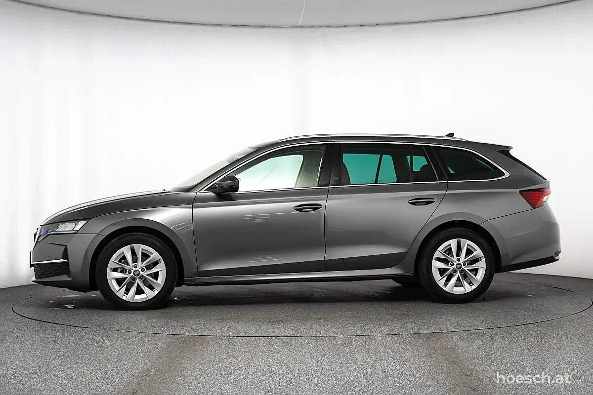 Skoda Octavia 2025 photo 3