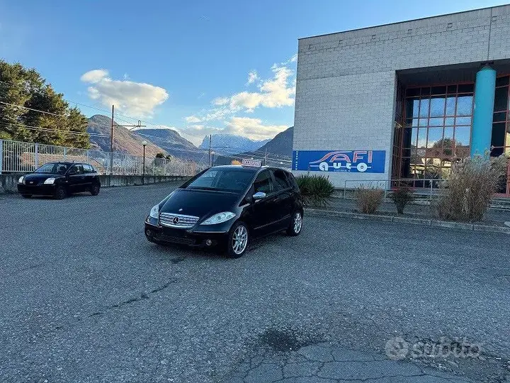 Mercedes-Benz A200 2006 photo 2