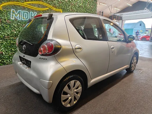 Toyota Aygo 2012 photo 4