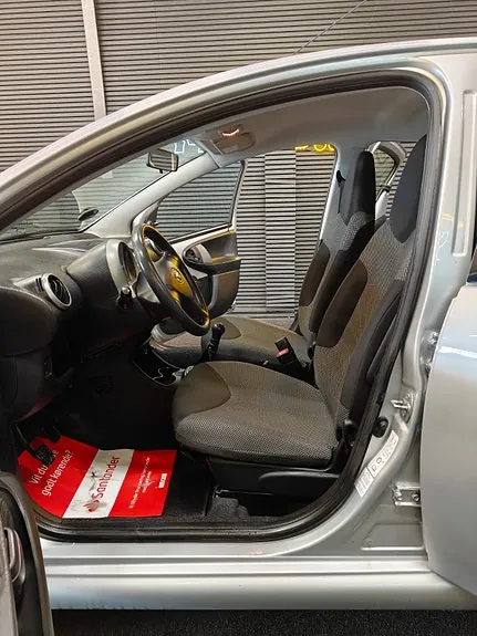 Toyota Aygo 2012 photo 5
