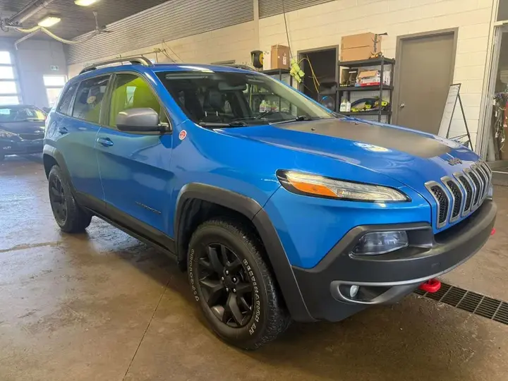 Jeep Cherokee 2018 photo 3