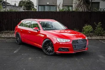 Audi A4 2017 photo 2