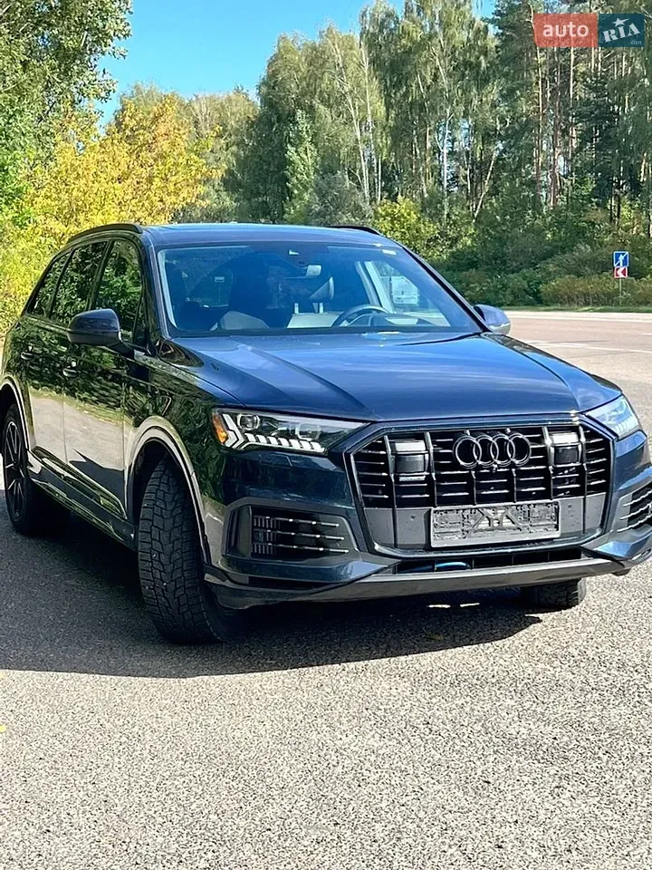 Audi Q7 2023 photo 3