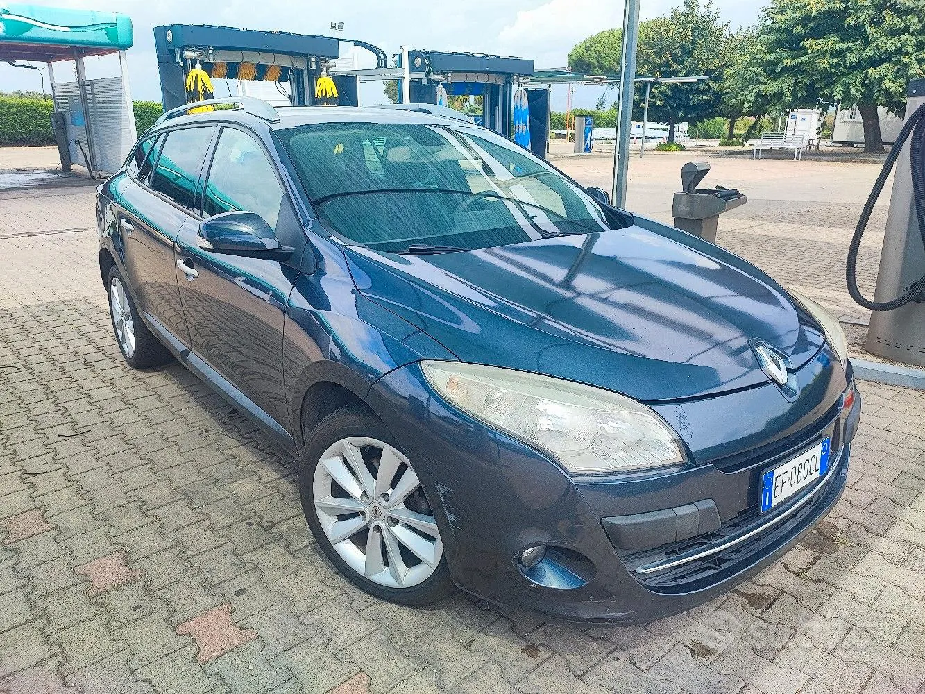 Renault Megane 2010 photo 2