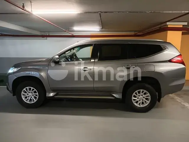 Mitsubishi Montero