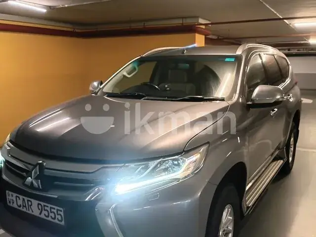 Mitsubishi Montero 2016 photo 2