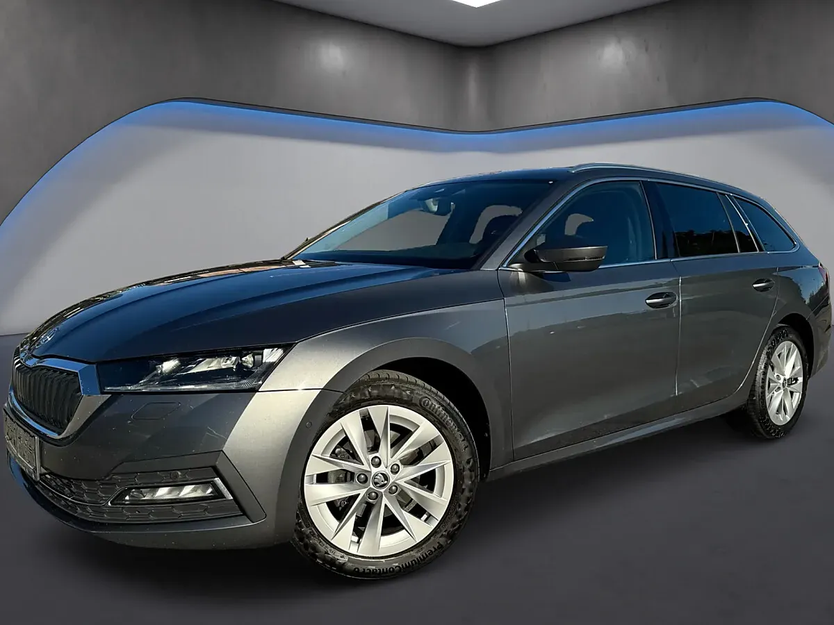 Skoda Octavia 2022 photo 2